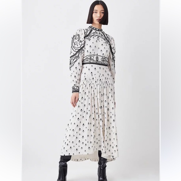 Karen Millen Dresses & Skirts - Karen Millen Monochrome Embroidered Dress